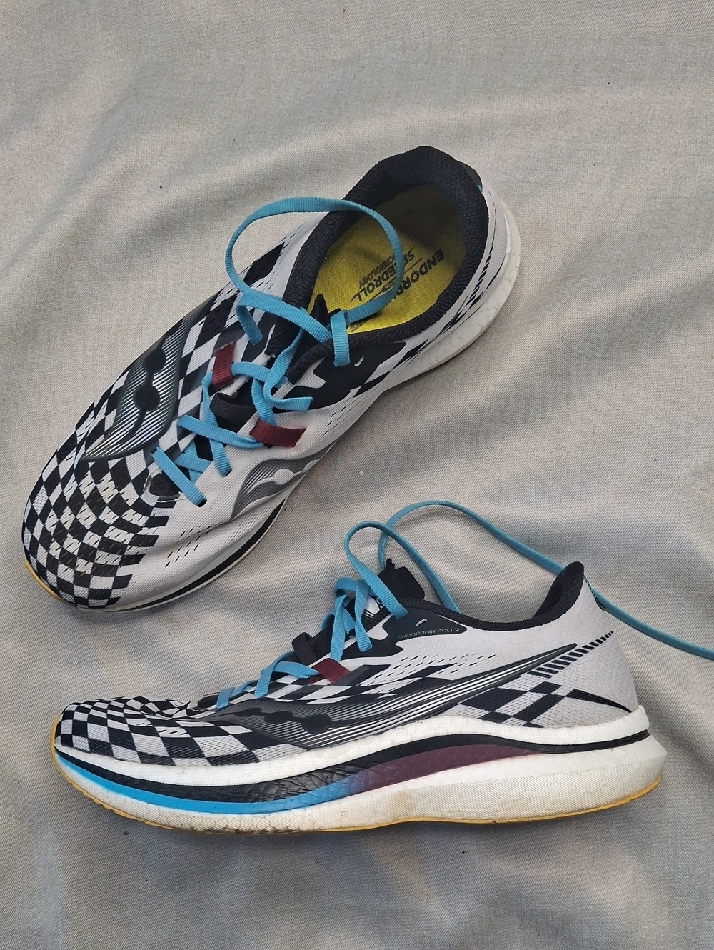 Saucony Men’s White, Blue and Black Checkerboard Running Sneakers